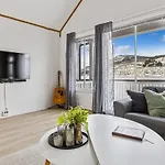 아파트 Sea House With Stunning View At The Gateway To Lofoten