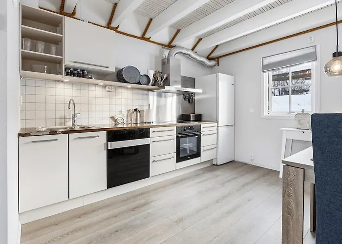 Rorbu Centrally Located In Tjeldsund Apartament *